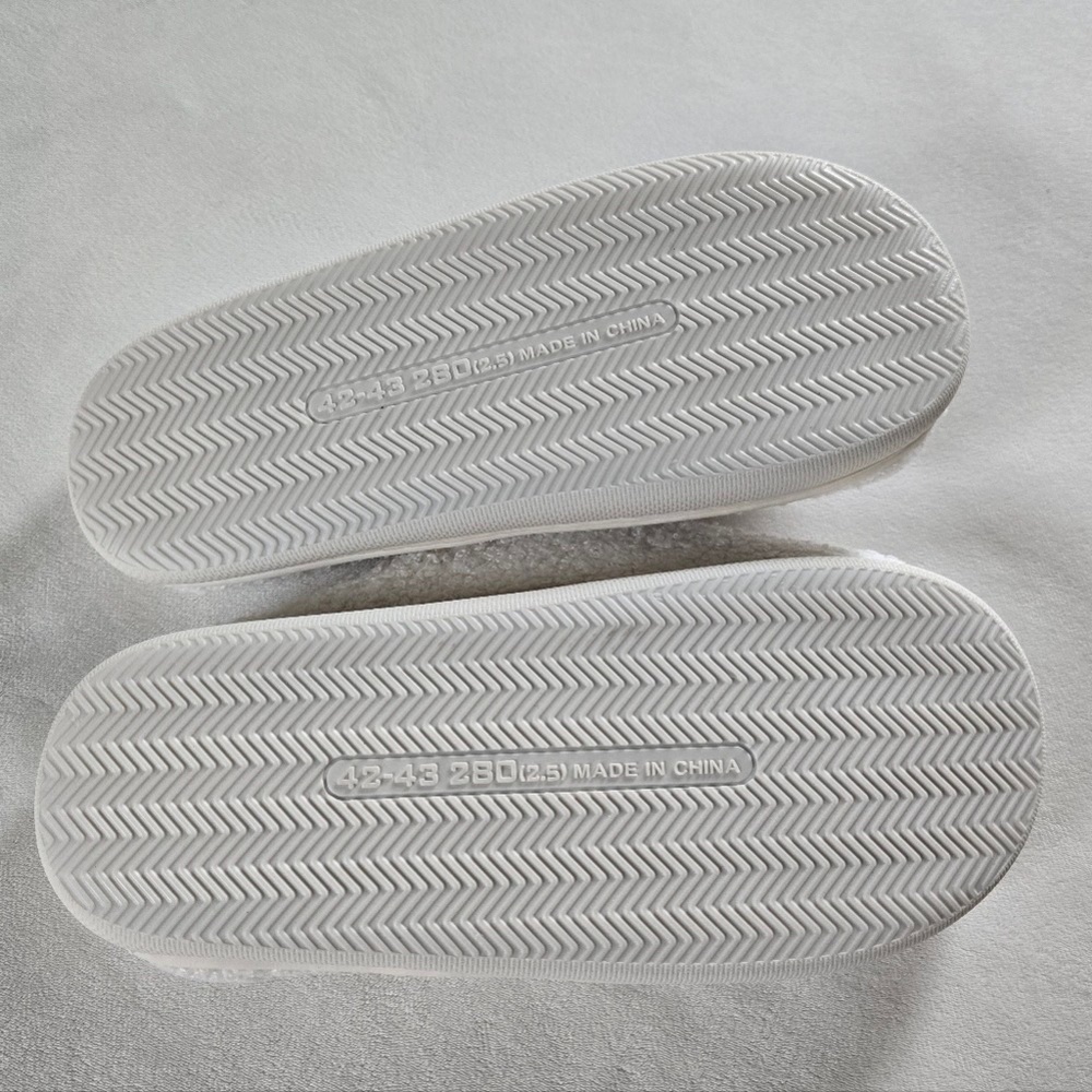 Cozy White and Orange Women's Slippers - Picture 3 of 5